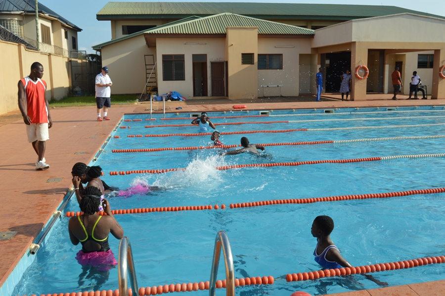 Swimming pool